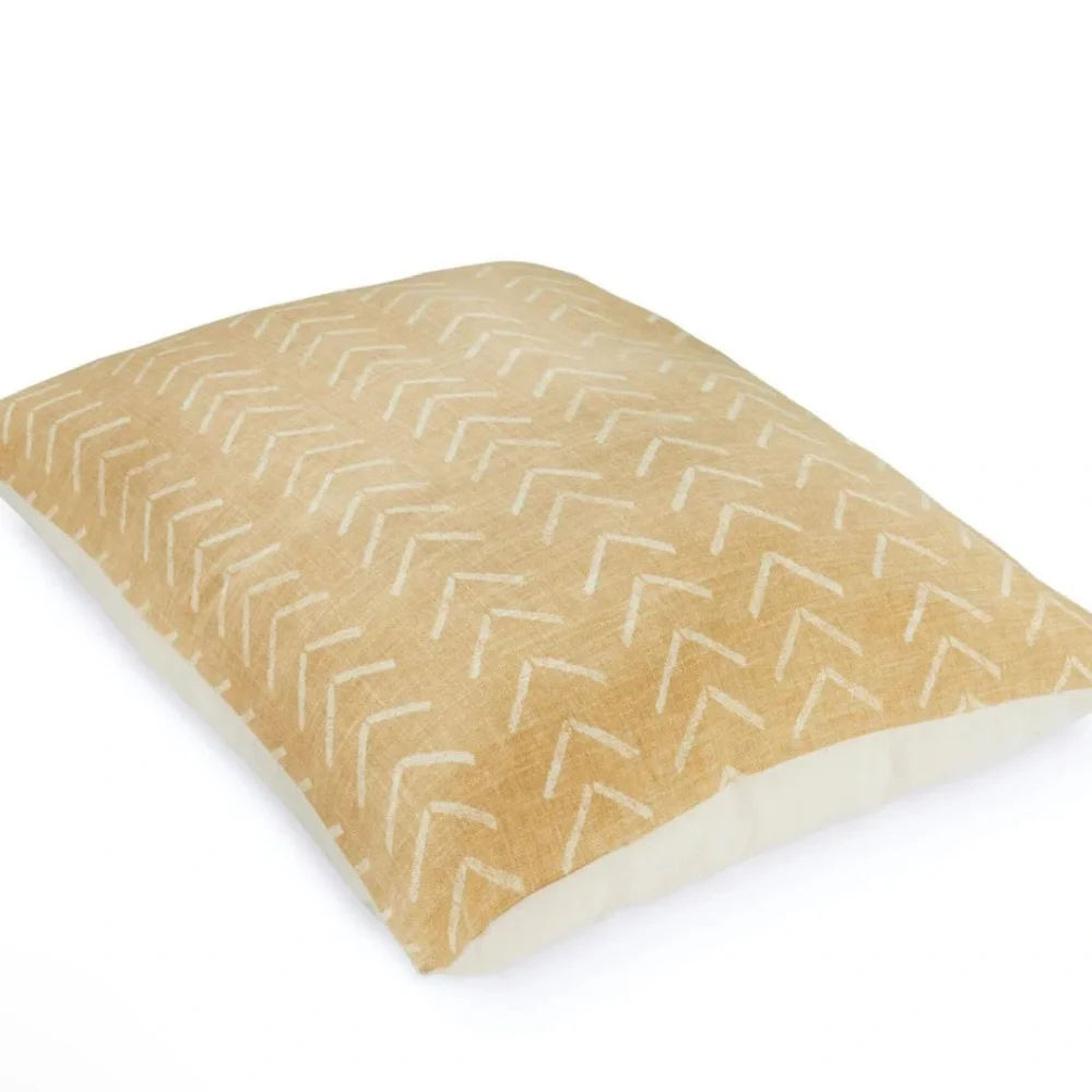 NWT The Foggy Dog Ochre Mud Cloth Bed